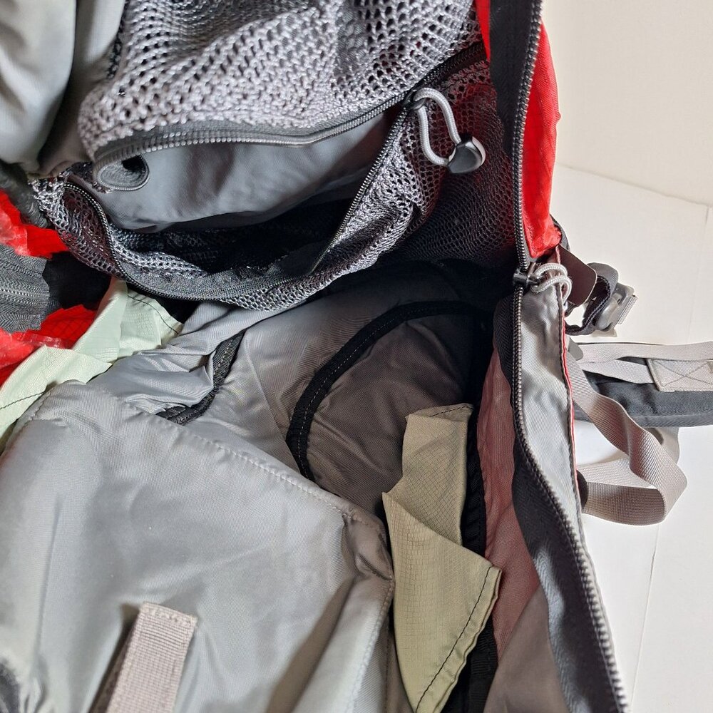 CamelBak Hellion Hydration Backpack Red/Black 21L… - image 5